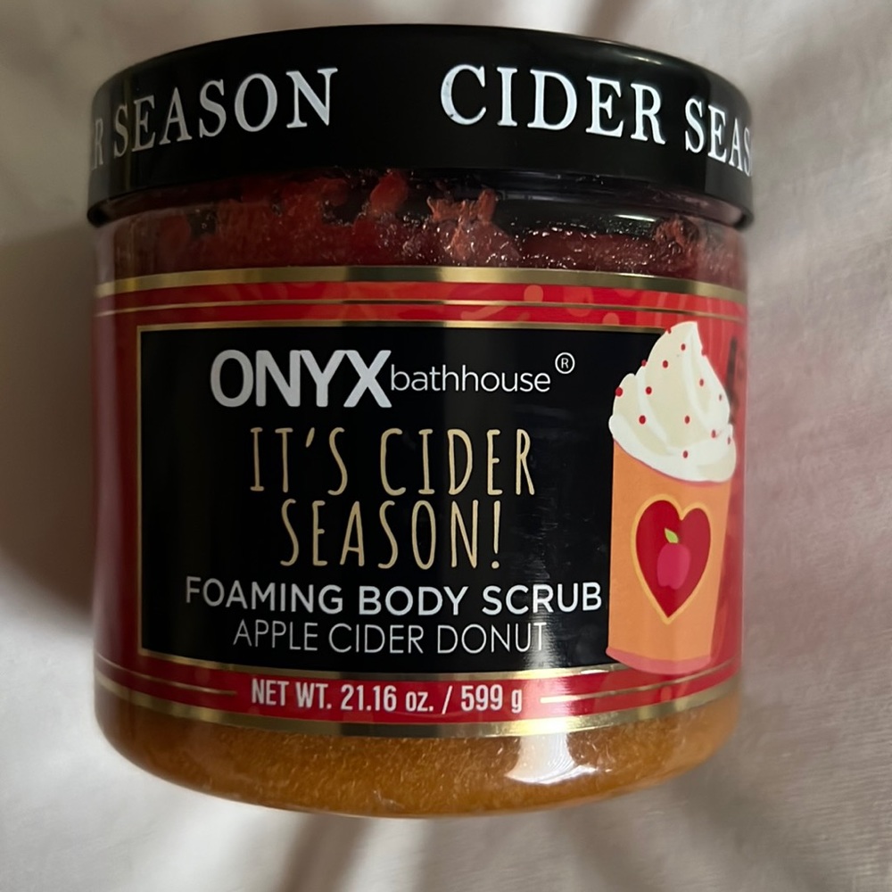ONYX Bath House It’s Cider Season Foaming Body Sc. Apple Cider Donut 21.16 Oz